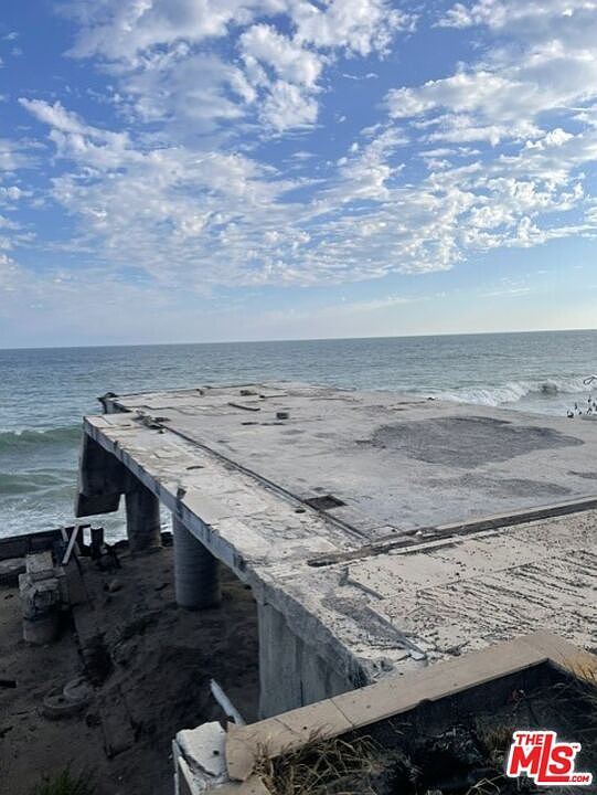 2nd image of 20838 Pacific Coast Hwy