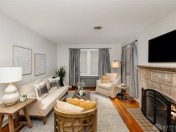 5th image of 923 Park Ave