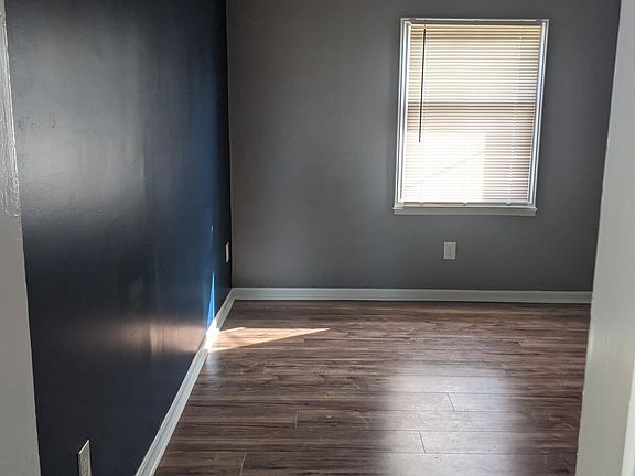 2nd image of 3512 Mozart Ave #2