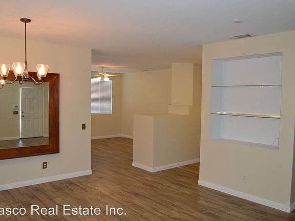 2nd image of 967 Riverwalk Dr