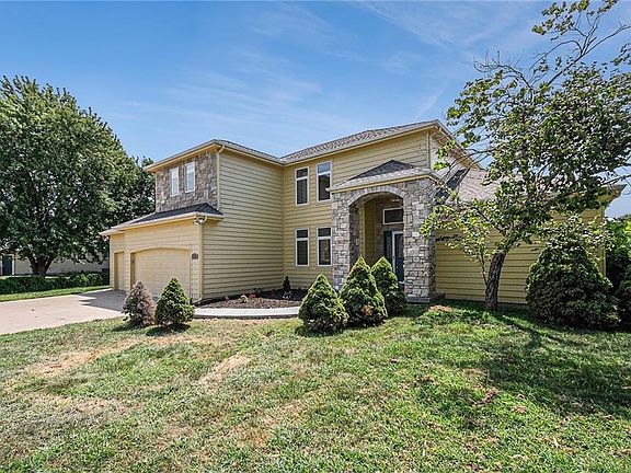 4th image of 2211 Shenandoah Dr