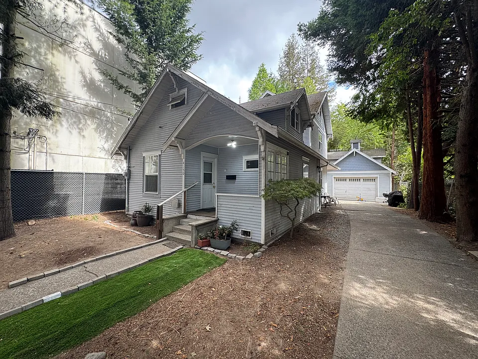 4150 25th Ave SW