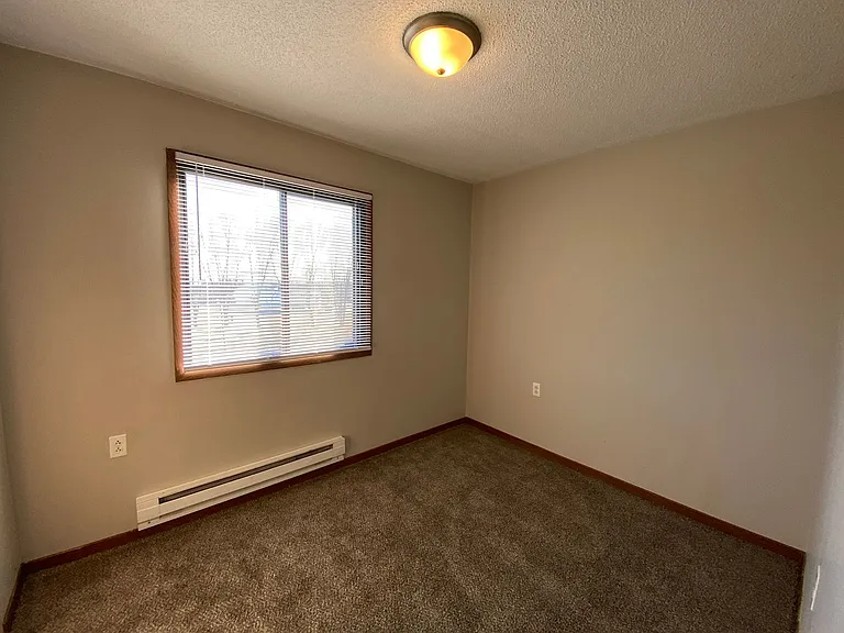 Westview Apartments — Photo 9