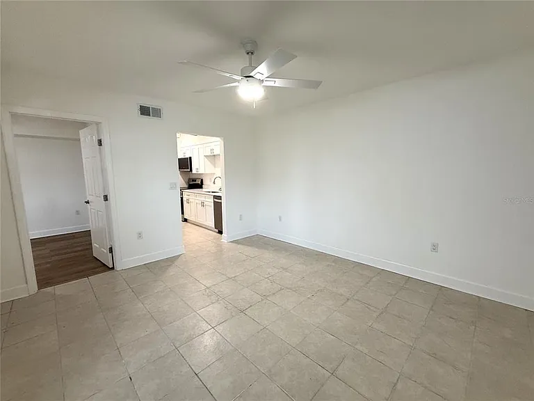 179 Medallion Blvd #C — Photo 6