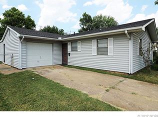 405 Highland Dr, Bartlesville, OK 74003