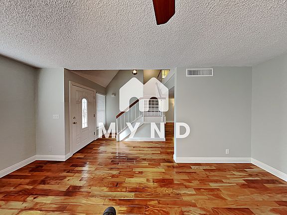 3rd image of 7052 Acorn Ct