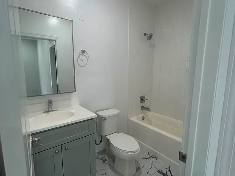 98 12th Ave #304 — Photo 14