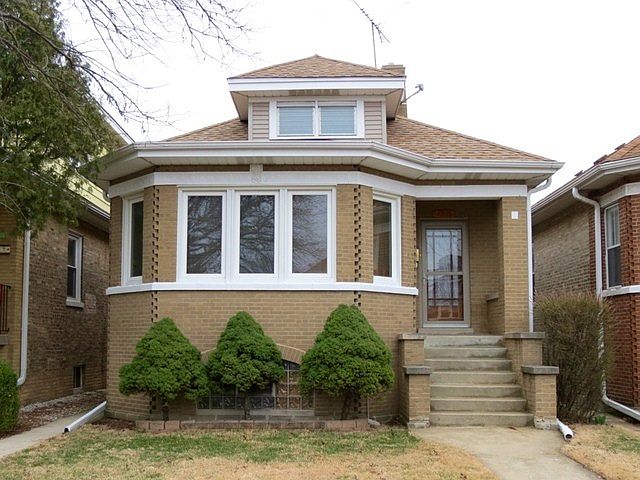 1st image of 2915 N 76th Ct