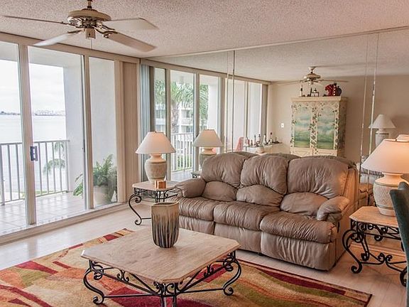 3rd image of 5155 Isla Key Blvd S APT 305