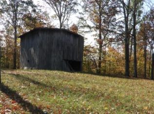 860AC Moss Arcot Rd, Celina, TN 38551