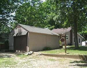 4th image of 1000 Guinan Dr