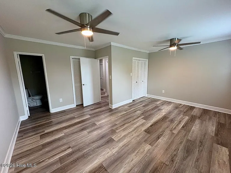 2846 Walton Way #7 — Photo 16