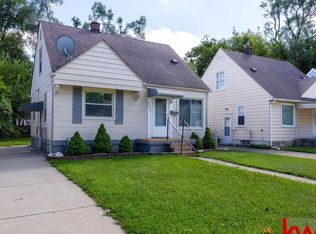 25259 Colgate St, Dearborn Heights, MI 48125