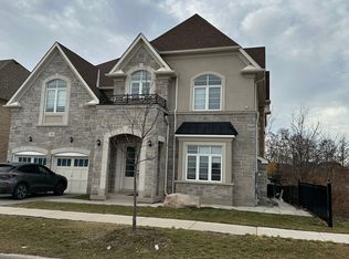 30 Burlwood Rd, Brampton, ON L6P4E8