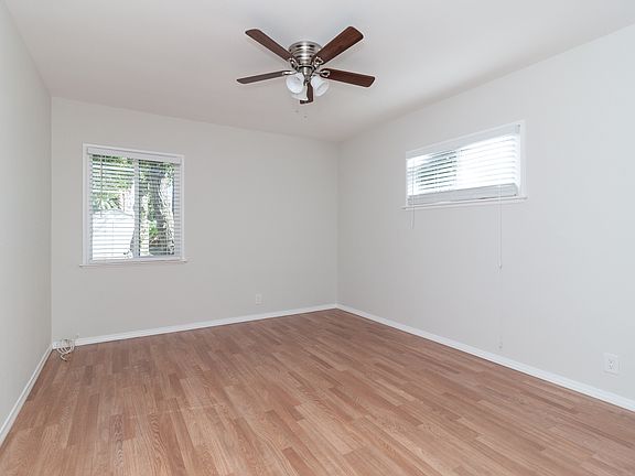 5th image of 7824 Wilbur Ave