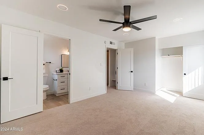 938 W Mission Ln — Photo 12