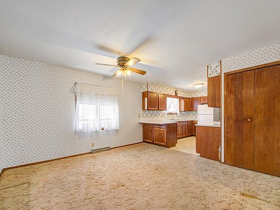 4th image of 1301 Lucia Ave