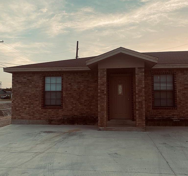 1st image of 1458 Katy Dr