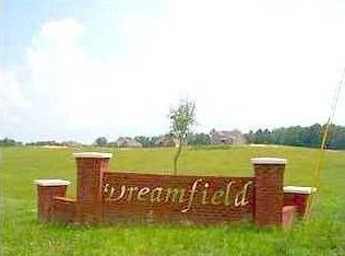 1358 Dreamfield Dr, Soddy Daisy, TN 37379