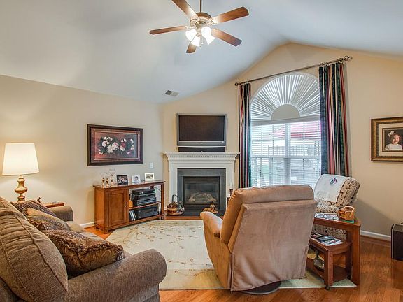 5th image of 825 S Browns Ln APT 1503