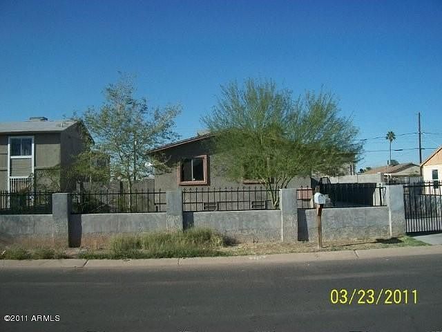 1st image of 2518 E Pueblo Ave