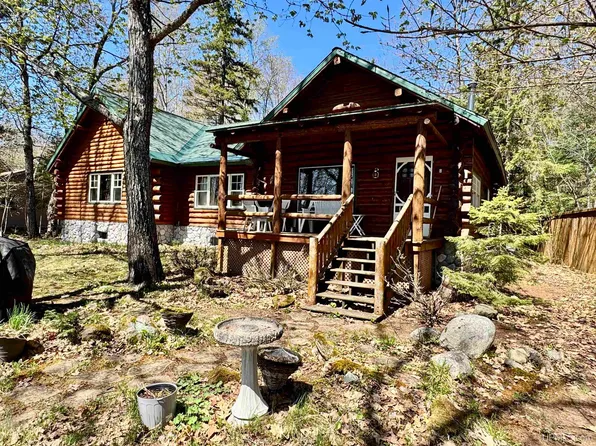 26681 E Grosse Pointe Shrs, Dollar Bay, MI 49922