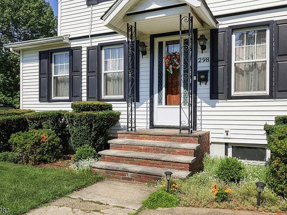 2nd image of 298 Hemlock Ave