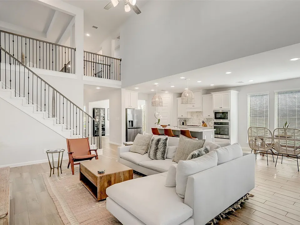 4438 Peloton Rd