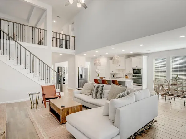 4438 Peloton Rd, Iowa Colony, TX 77583
