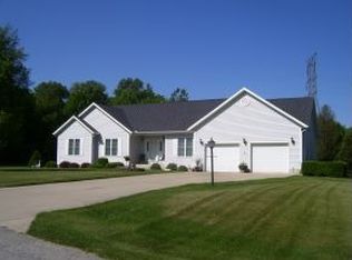 11175 Hunter Dr, Plymouth, IN 46563