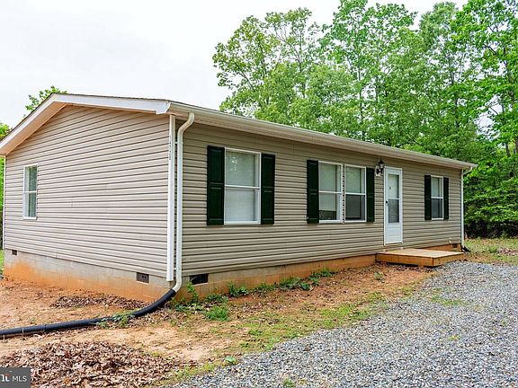 3rd image of 14720 Foremost Farm Ln