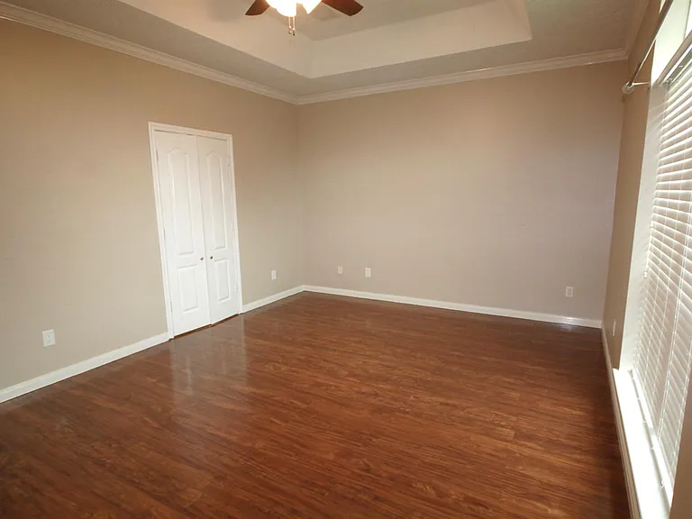 21818 Windsor Castle Dr — Photo 7