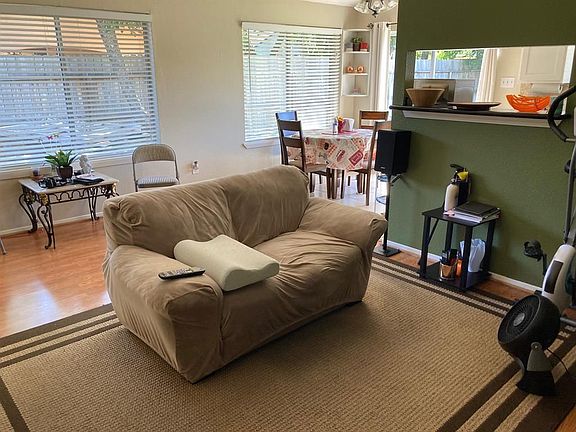 4th image of 10611 Grand Pines Dr
