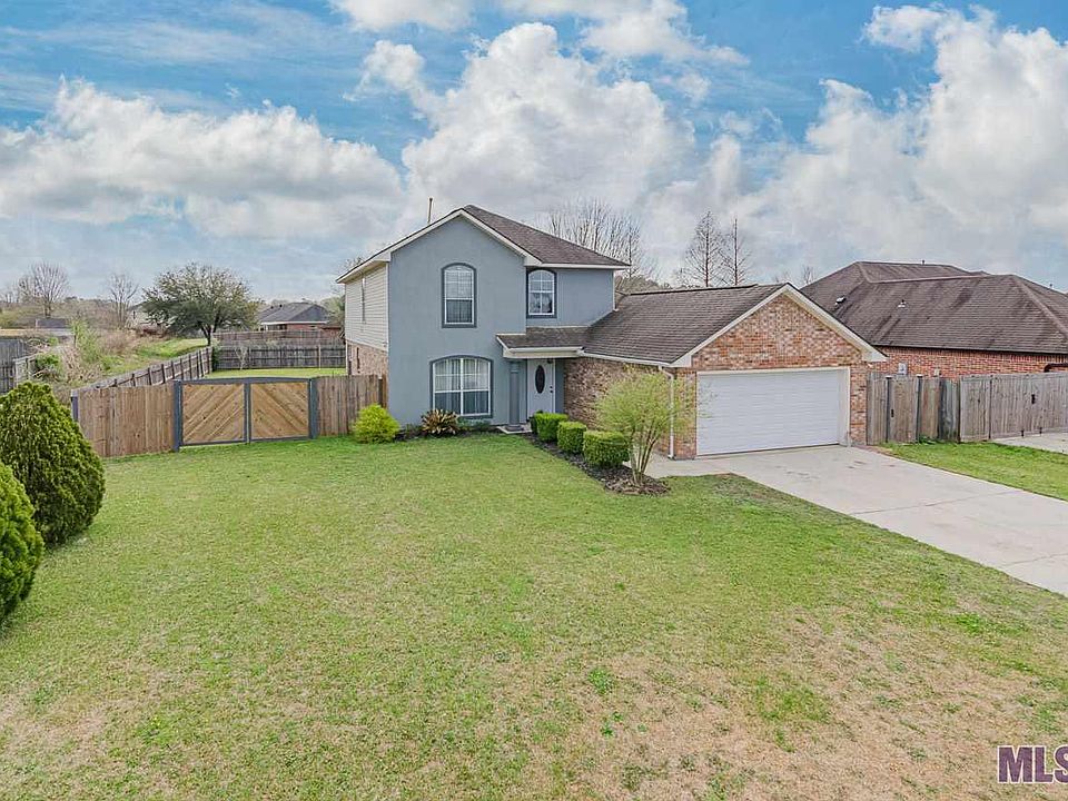 1st image of 36008 Houmas House Ave