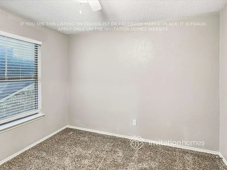 427 Dawn Dr — Photo 14