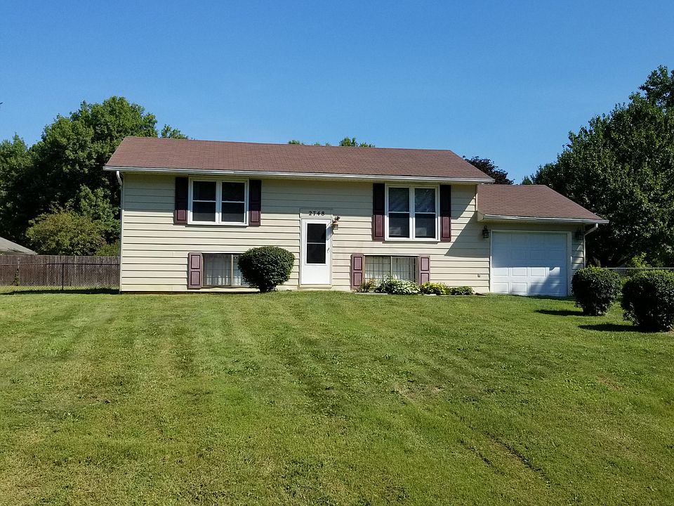 1st image of 2748 Pleasant Dr NE