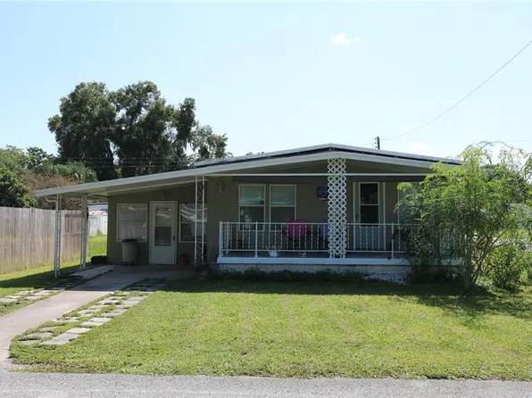6232 Connecticut St, Zephyrhills, FL 33542