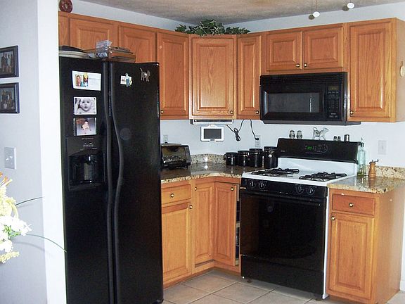 New Granite and Tiled Kitchen