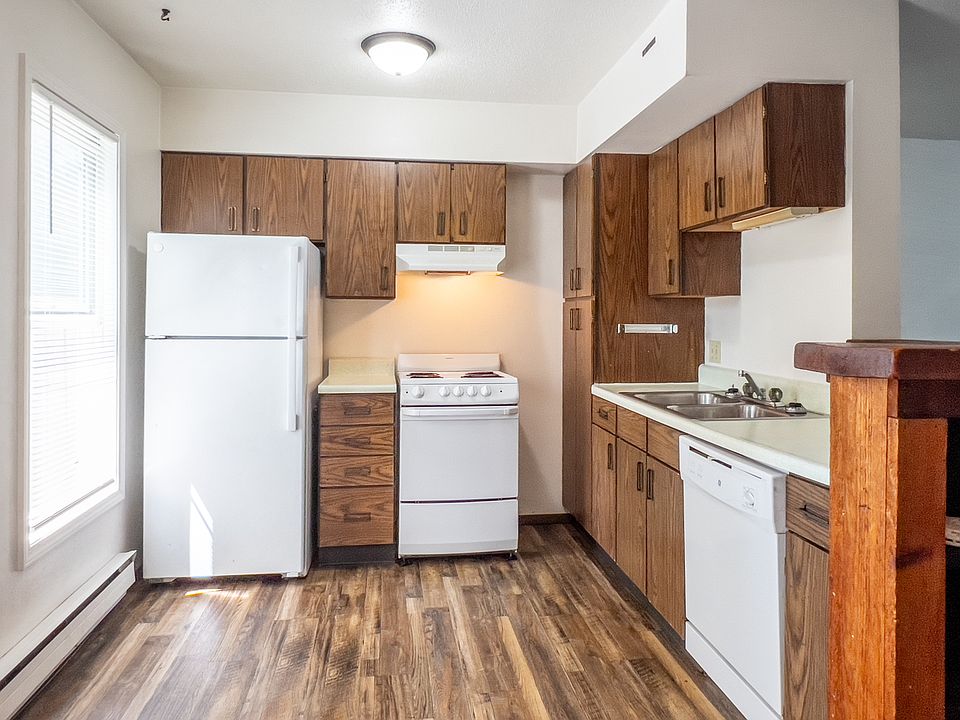 1st image of 515 White St #6
