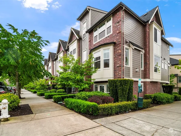 1093 10th Avenue NE #1.1, Issaquah, WA 98029