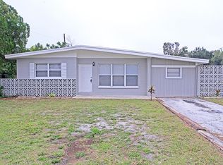 9395 Starkey Rd, Seminole, FL 33777