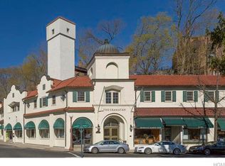 7 Pondfield Rd STE 203, Bronxville, NY 10708