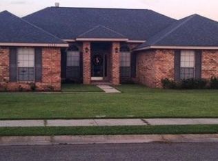 11331 Camelot Estates Dr, Gulfport, MS 39503
