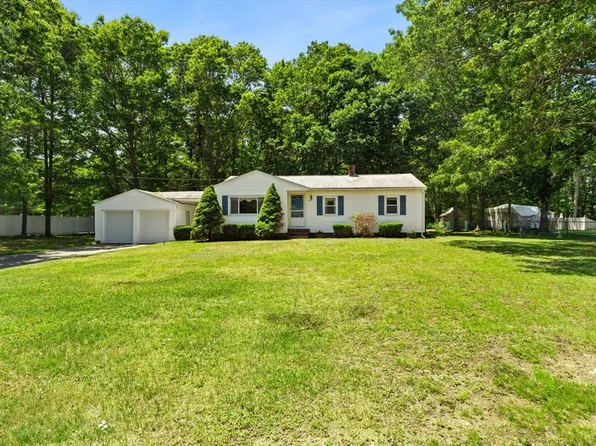 60 Colby Dr, Halifax, MA 02338