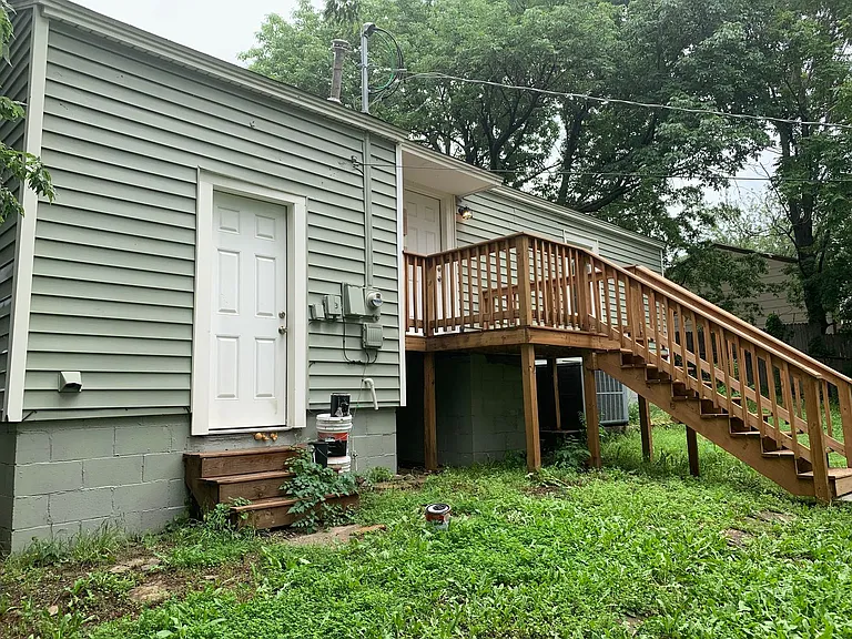 7116 E 5th St — Photo 15