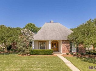 17760 Five Oaks Dr, Baton Rouge, LA 70810