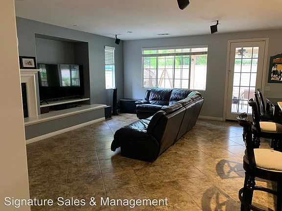 4th image of 2341 Mary Clare St
