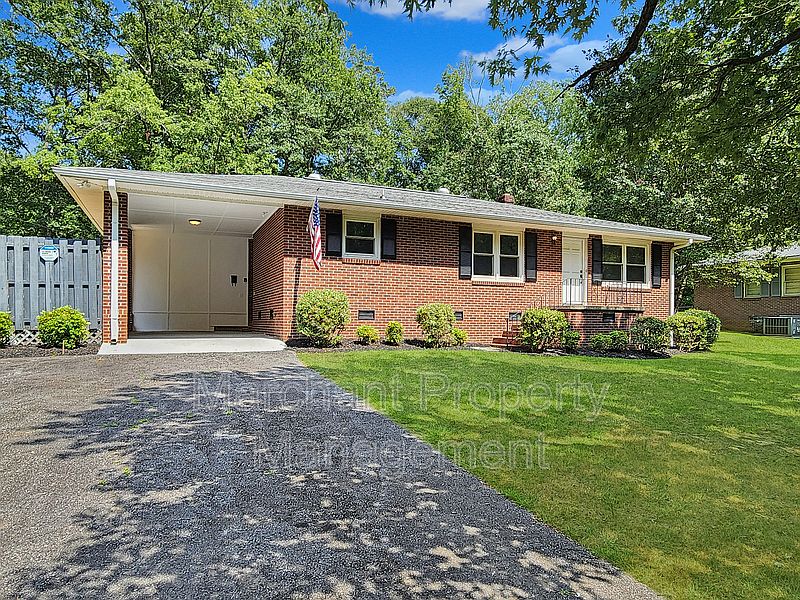 207 Brook St, Honea Path, SC 29654 Zillow