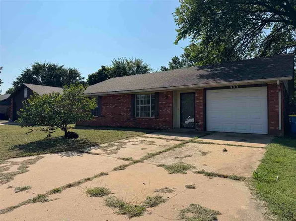 909 E Moore Ave, Stillwater, OK 74075