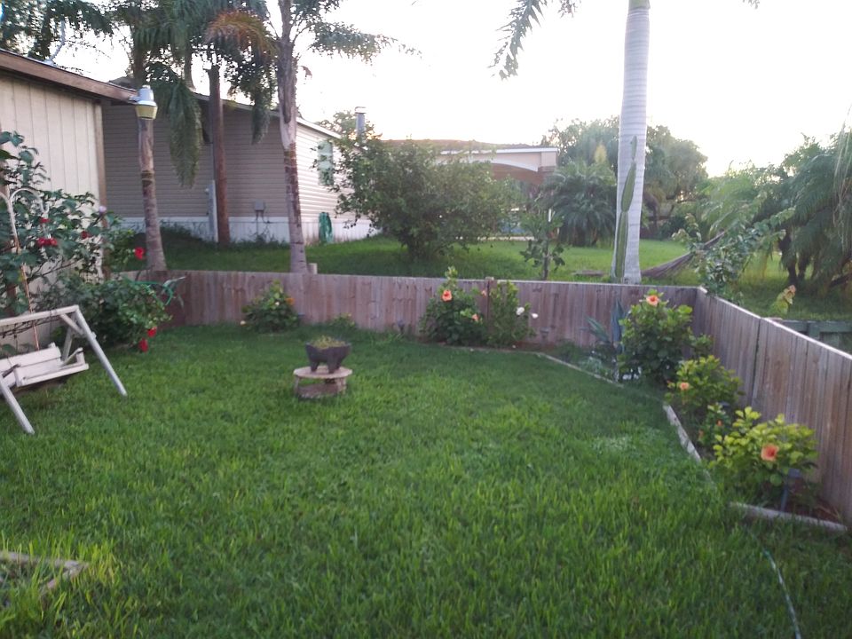 2nd image of 134 Resaca Shore Dr S